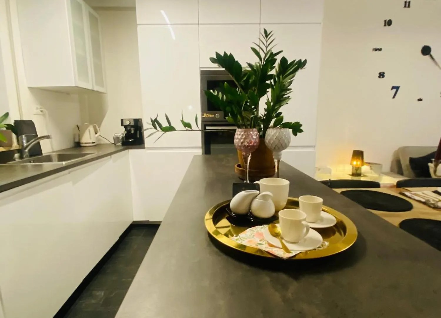 Central Apartment And Parking Verona